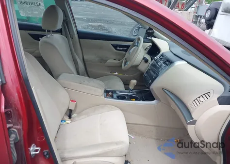 2013 Nissan Altima 2.5 S from USA, damaged, VIN 1N4AL3AP8DC919327